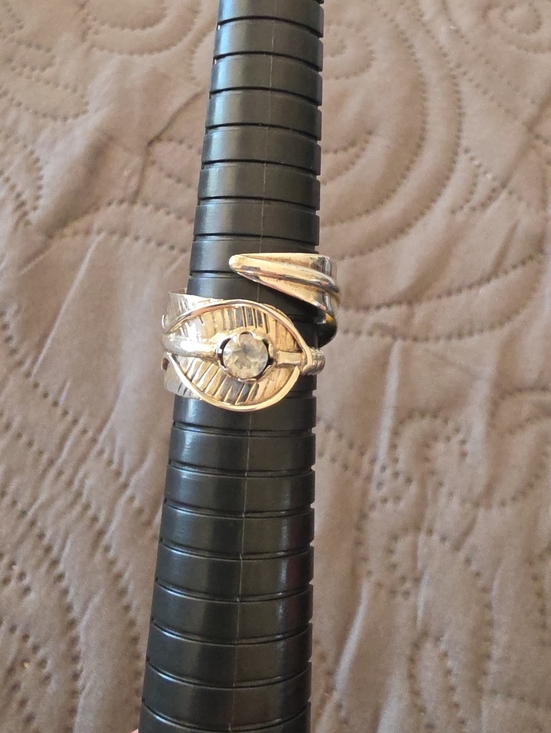 Jewelry - Sterling Silver Leaf Wrap Ring